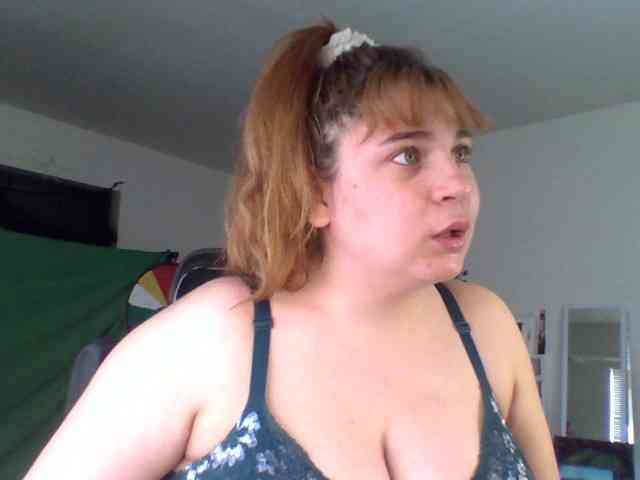 bustyprincesslei... Live Webcam on BongaCams