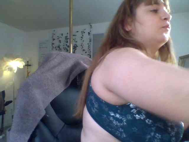 bustyprincessleila bustyprincessleila