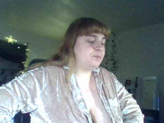 BustyPrincessLeila webcam