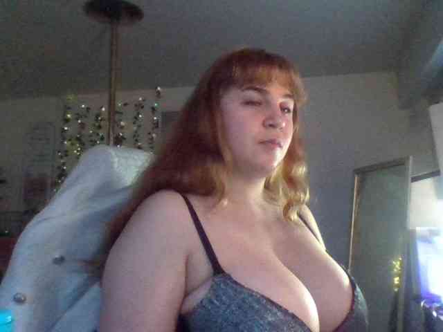 BustyPrincessLeila webcam
