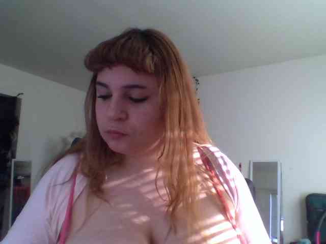 BustyPrincessLeila webcam