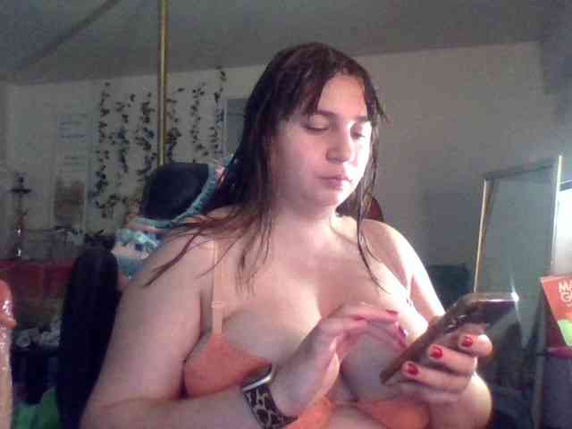 BustyPrincessLeila webcam