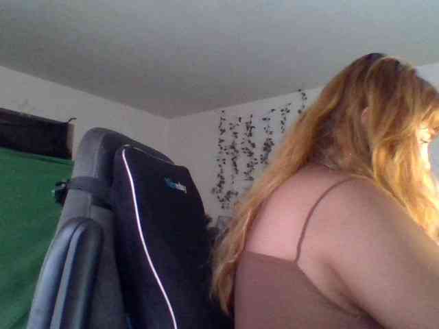 BustyPrincessLeila webcam