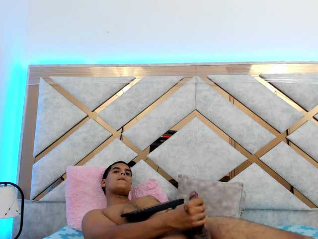 celestesderek's BongaCams show and profile