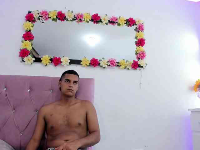 celestesderek Live Webcam on BongaCams celestesderek Live Webcam on BongaCams