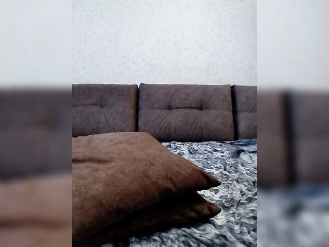 Meri1006's BongaCams show and profile