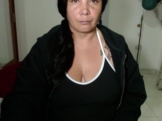 vivian-milf-paint Porn Show