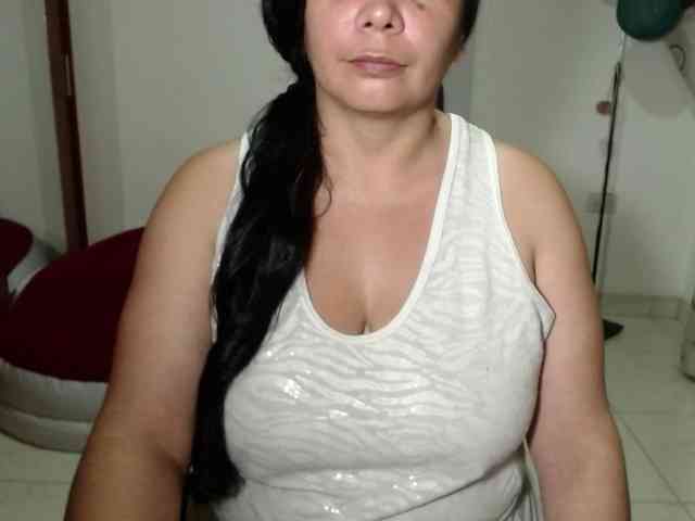 vivian-milf-paint webcam