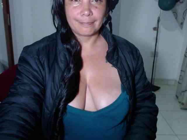 vivian-milf-paint webcam