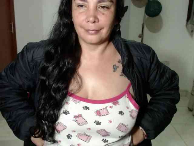 vivian-milf-paint webcam