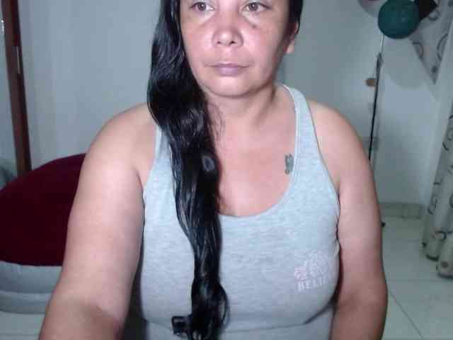 vivian-milf-paint webcam