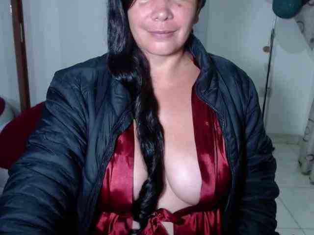 vivian-milf-paint webcam