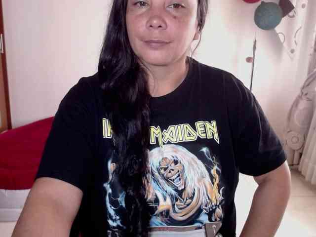 vivian-milf-paint webcam