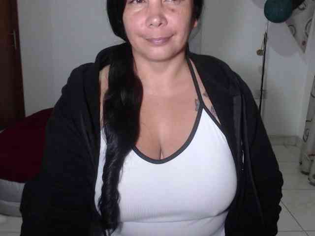 vivian-milf-paint webcam