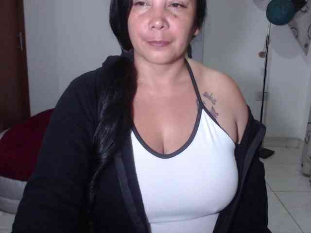 vivian-milf-paint webcam