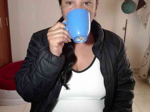 vivian-milf-paint webcam