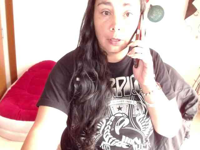 vivian-milf-pain... Live Webcam on BongaCams