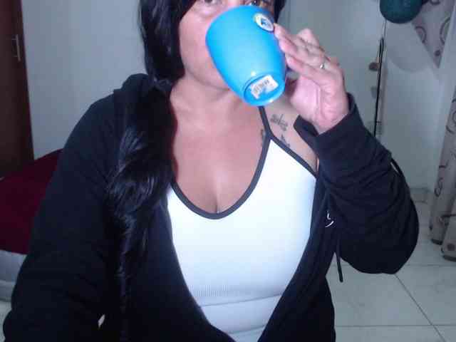 vivian-milf-paint webcam