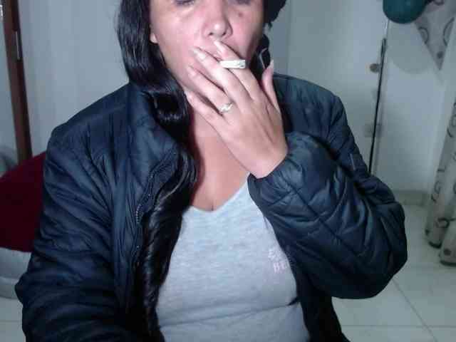 vivian-milf-paint webcam