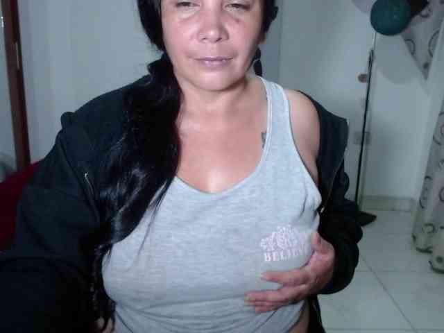 vivian-milf-paint webcam