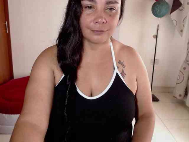vivian-milf-paint webcam