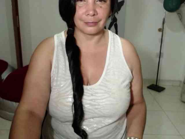 vivian-milf-paint webcam