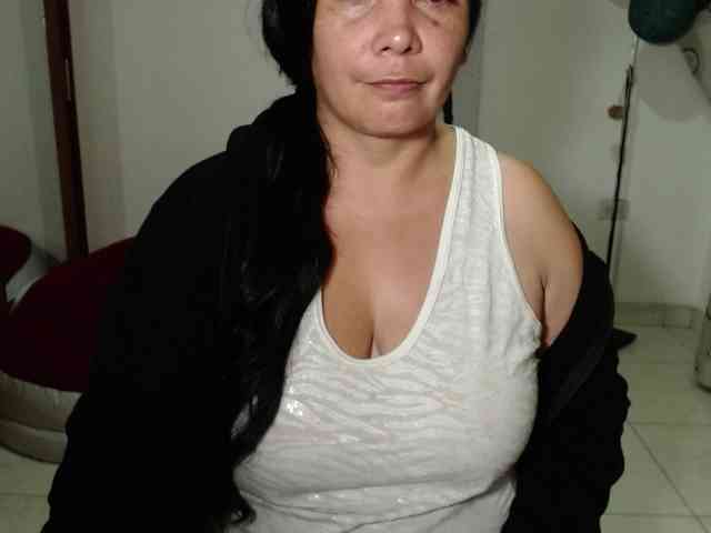 vivian-milf-paint webcam