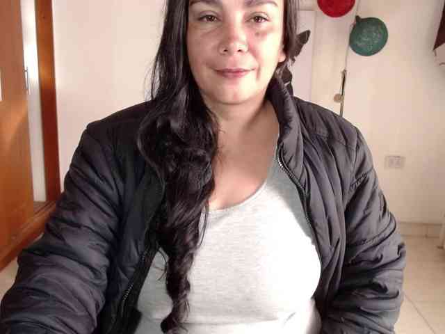 vivian-milf-paint webcam