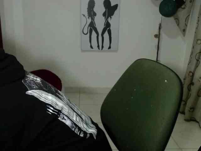 vivian-milf-paint webcam