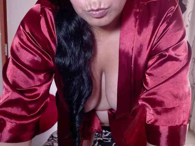 vivian-milf-paint webcam