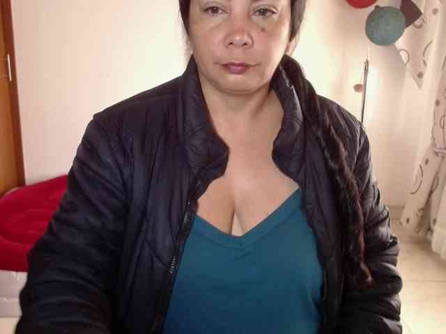 vivian-milf-paint webcam