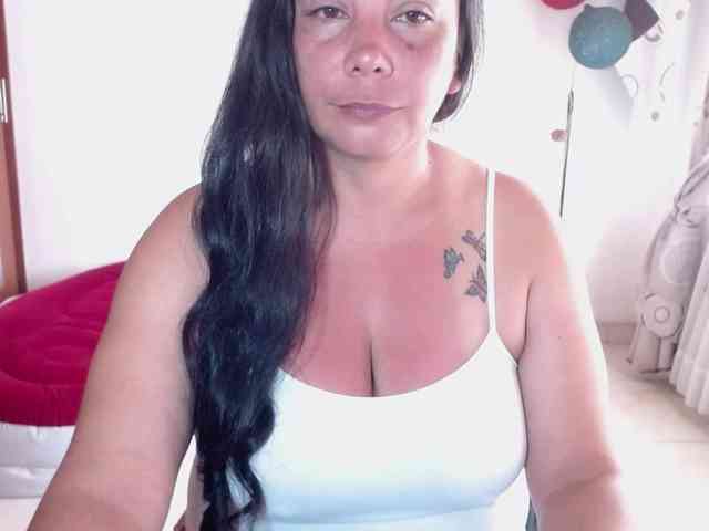 vivian-milf-paint webcam