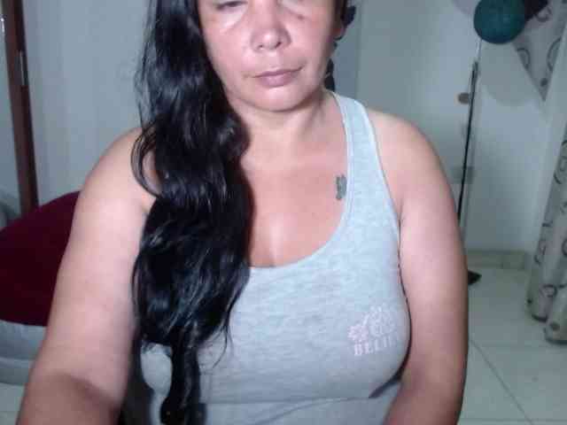 vivian-milf-paint webcam