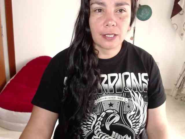 vivian-milf-pain... Live Webcam on BongaCams