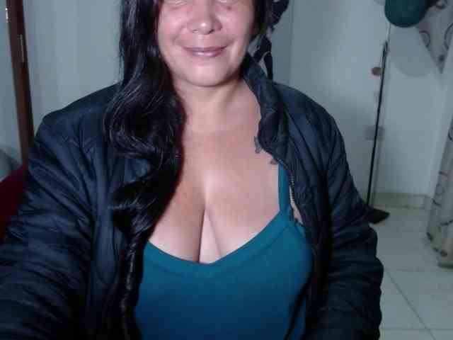 vivian-milf-paint webcam