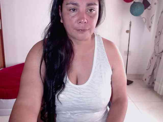 vivian-milf-paint webcam