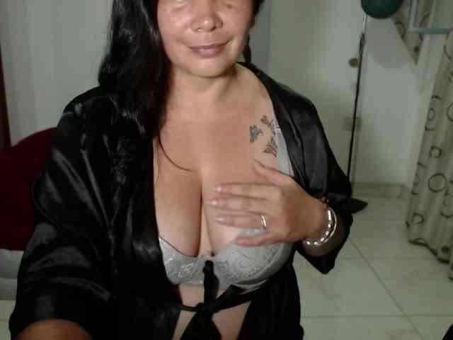 vivian-milf-paint webcam