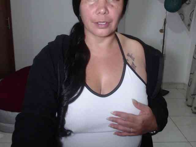 vivian-milf-paint webcam