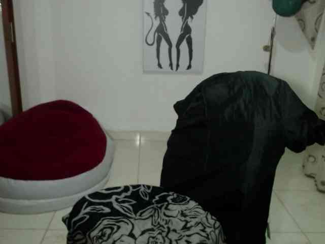 vivian-milf-paint webcam