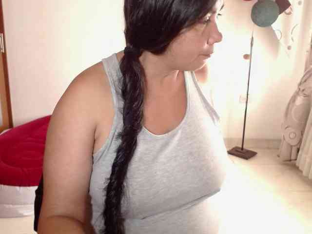 vivian-milf-paint webcam