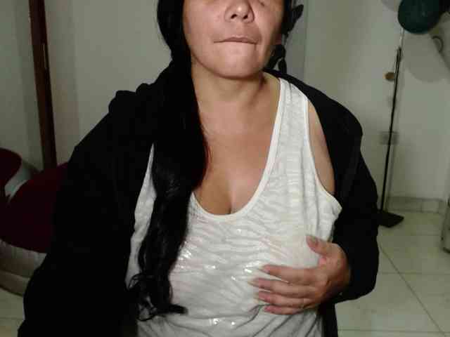 vivian-milf-paint webcam