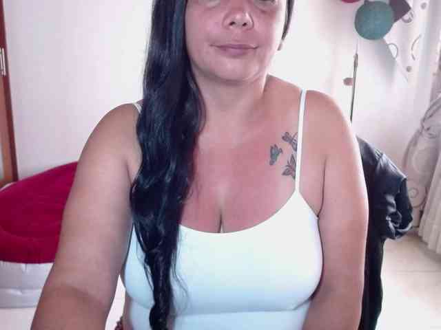 vivian-milf-paint webcam