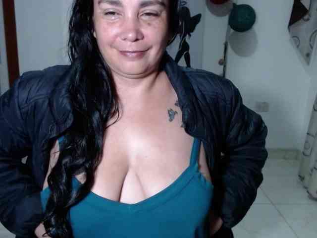 vivian-milf-pain... Live Webcam on BongaCams