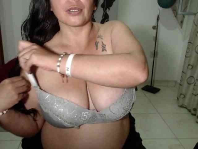 vivian-milf-paint webcam