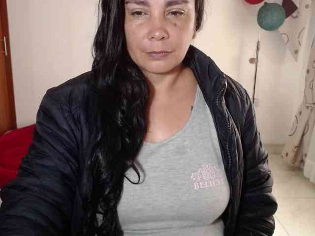 vivian-milf-pain... Live Webcam on BongaCams