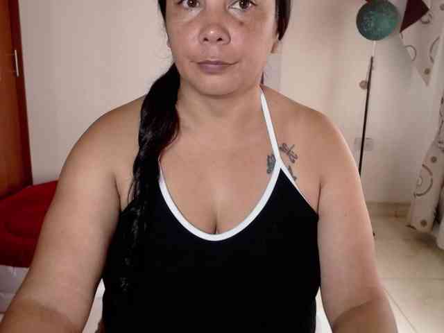 vivian-milf-paint webcam