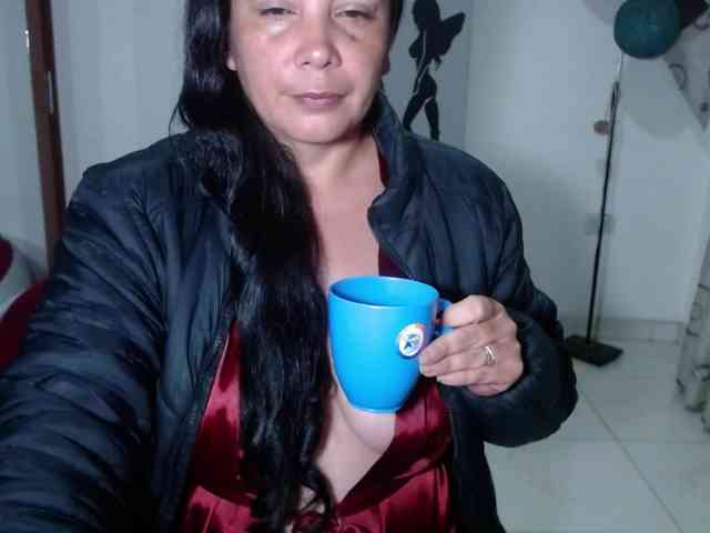 vivian-milf-paint webcam