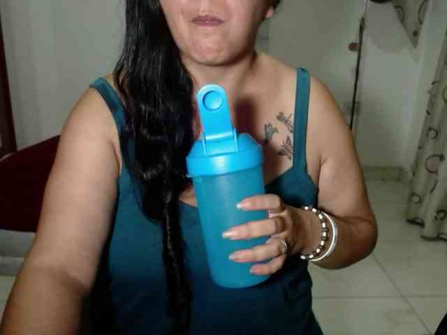 vivian-milf-paint webcam