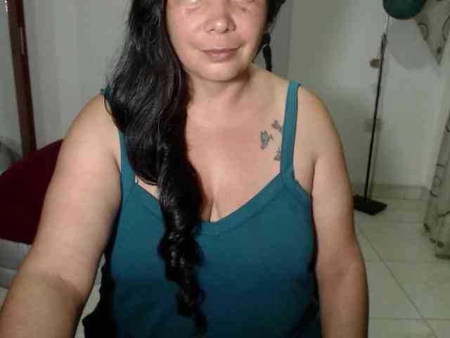 vivian-milf-paint webcam