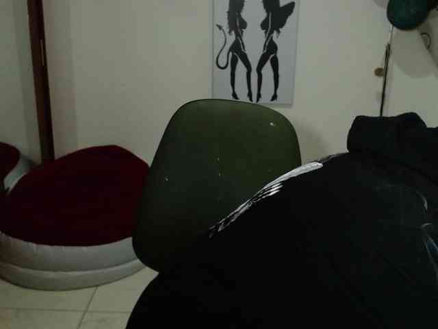 vivian-milf-paint webcam